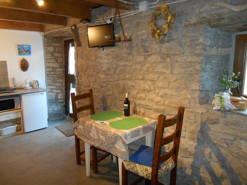 La Casa Nel Bosco-Senza Auto Guest House Ponte della Venturina ภายนอก รูปภาพ
